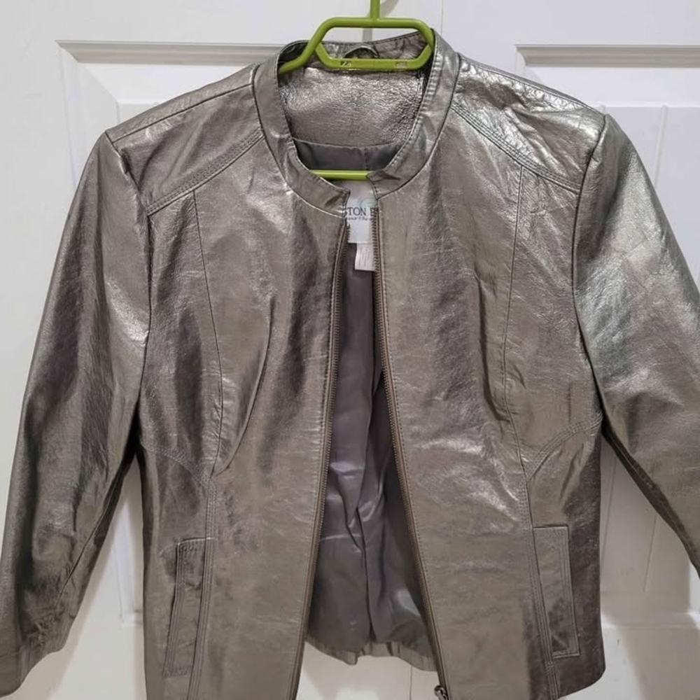 Boston Proper Genuine Leather Jacket Metallic Zip Front Cropped 3/4 Sleeve Sz 8